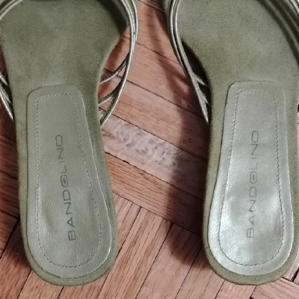 Bandolino Olive Green Women's Sandals - Picture 4 of 5